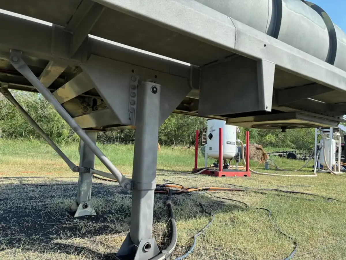 Tank trailer surface after blasting